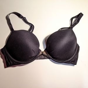 34D Fabulous Plunge Push Up by Victoria's Secret